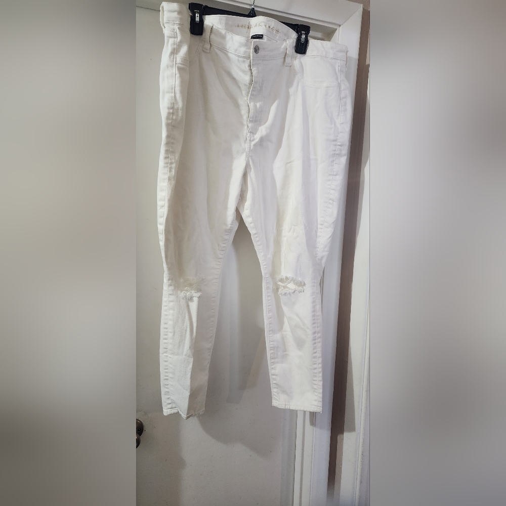 American Eagle Ripped Knee super Stretch High-Rise Jegging
